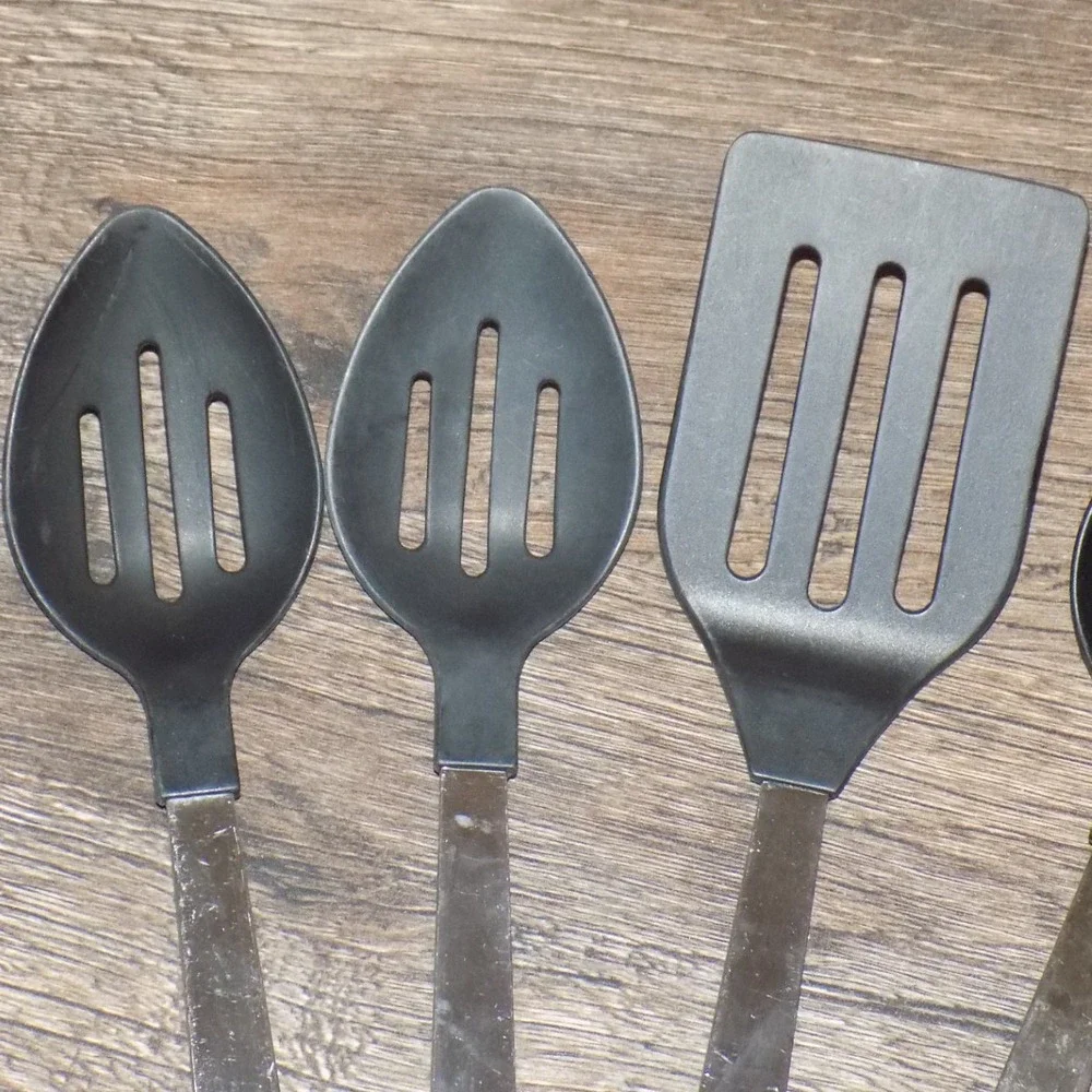Amco Utensil Set Unisex OS Black Good Nylon Stainless Steel 4 Piece Kitchen Tool